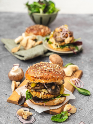 Grünkern-Burger mit Pilzen