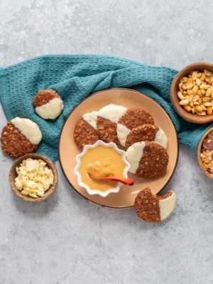 Erdnuss-Schoko-Knusperkekse mit Hafermüsli