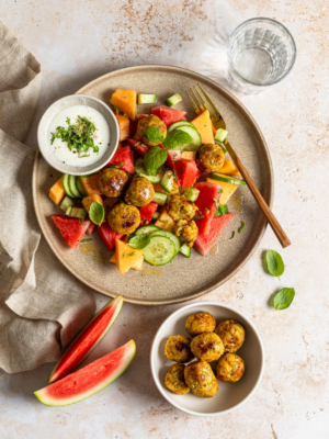 Melonen-Salat mit Linsenbällchen