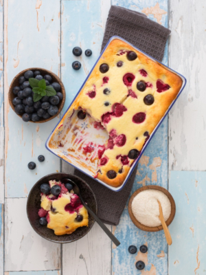 Quark-Grießauflauf mit Früchten