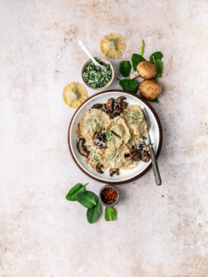 Roggenravioli mit Spinatfüllung