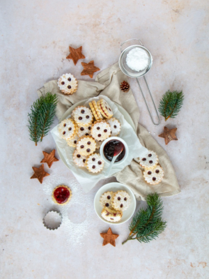 Spitzbuben mit Johannisbeergelee