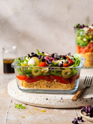 Tomaten Couscous Bowl mit Mozzarella