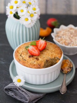 Gebackenes Oatmeal mit Aprikosen