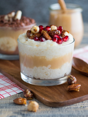 Geschichtetes Milchreis-Dessert