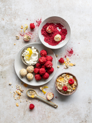 Himbeer-Cheesecake Energy Balls