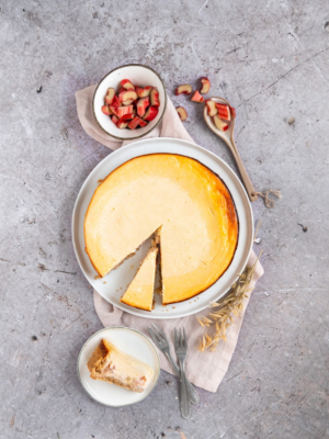 Käsekuchen mit Rhabarber