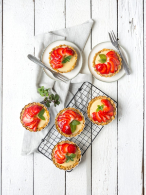 Erdbeer-Müsli-Tartelettes