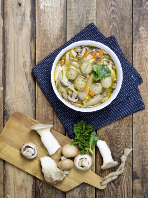 Pilzeintopf mit Buchweizenklößchen