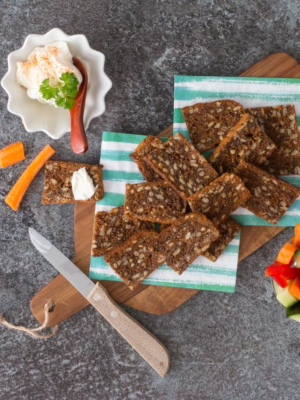 Schwarzbrot-Cracker