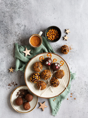 Weihnachtliche Cake-Pops