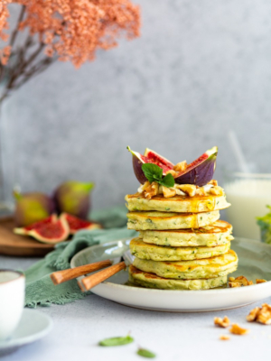 Zucchinipancakes mit Feige und Frischkäse